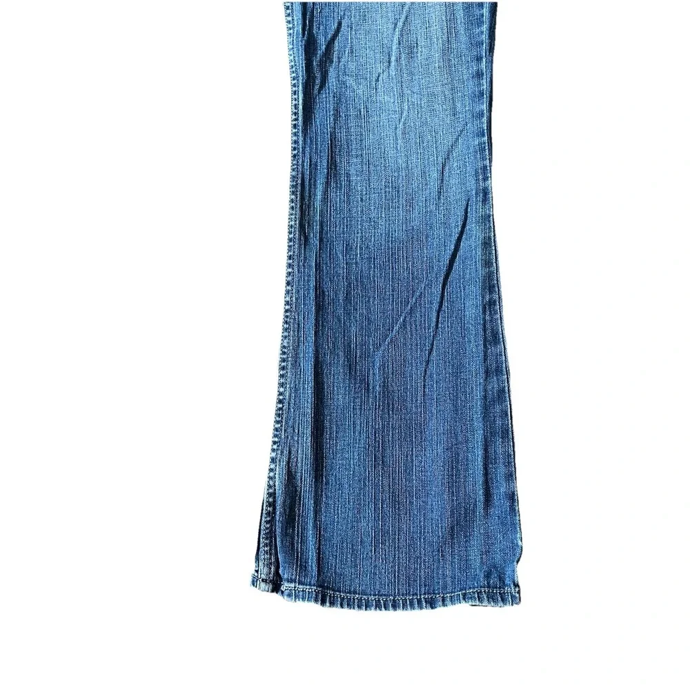 Levi's 518 Jeans Womens Sz 9S Superlow Boot Cut Light Wash Actual Fit (30x27.5)